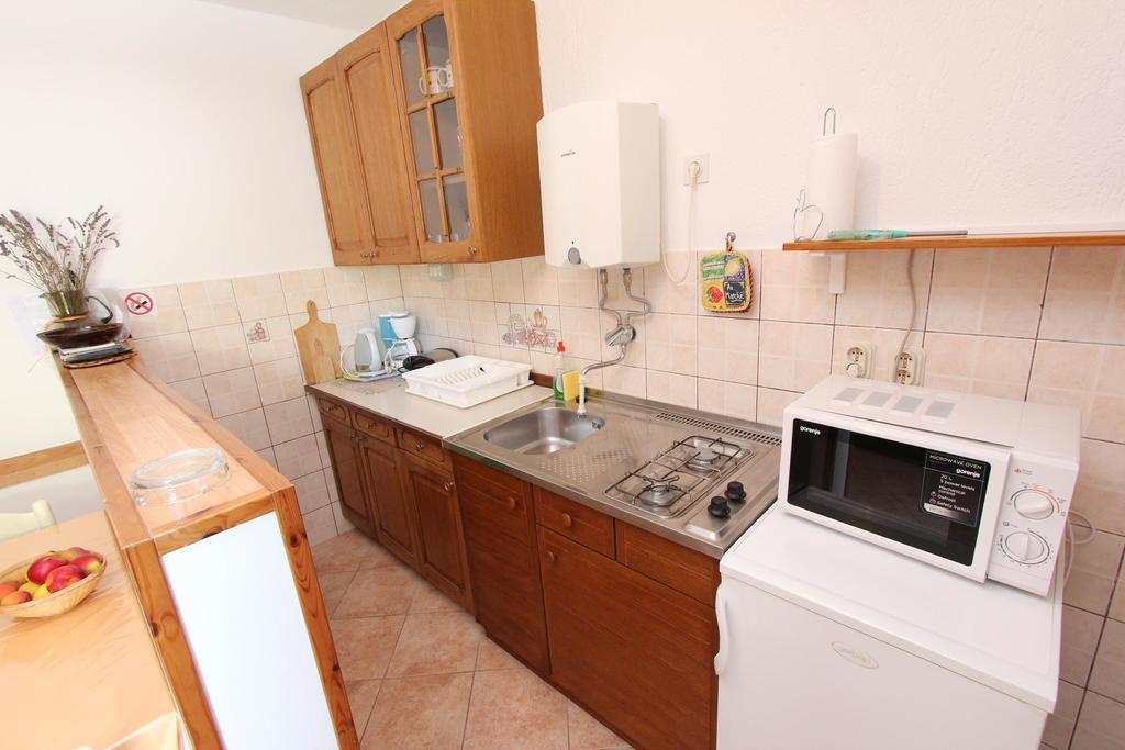 Apartment Lara