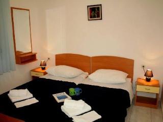 Lara Apartment *
